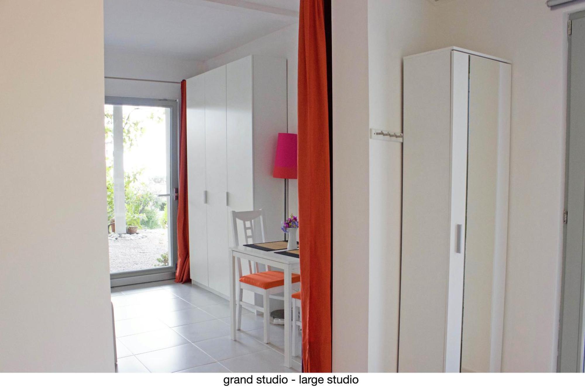 456 Chemin De La Pinede Daire Menton Dış mekan fotoğraf